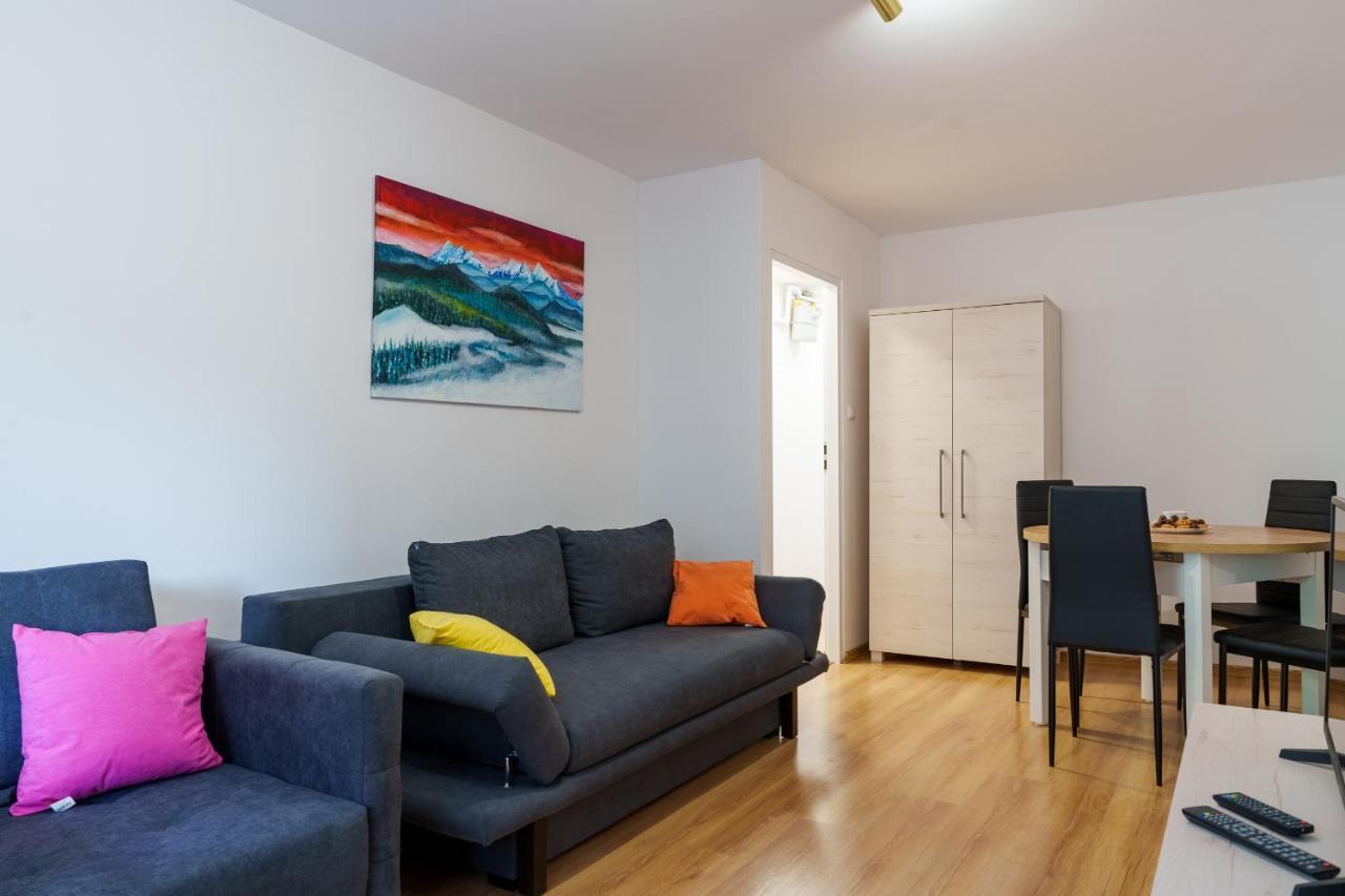 Apartament Pod Swierkiem - Pet Friendly - 2 Osobne Pokoje Dla Max 5 Osob - Space Apart Jelenia Góra Extérieur photo