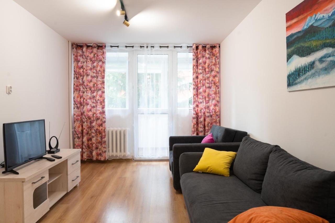 Apartament Pod Swierkiem - Pet Friendly - 2 Osobne Pokoje Dla Max 5 Osob - Space Apart Jelenia Góra Extérieur photo